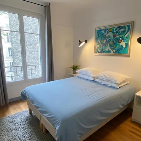 Furio Oda ve Kahvaltı 4*